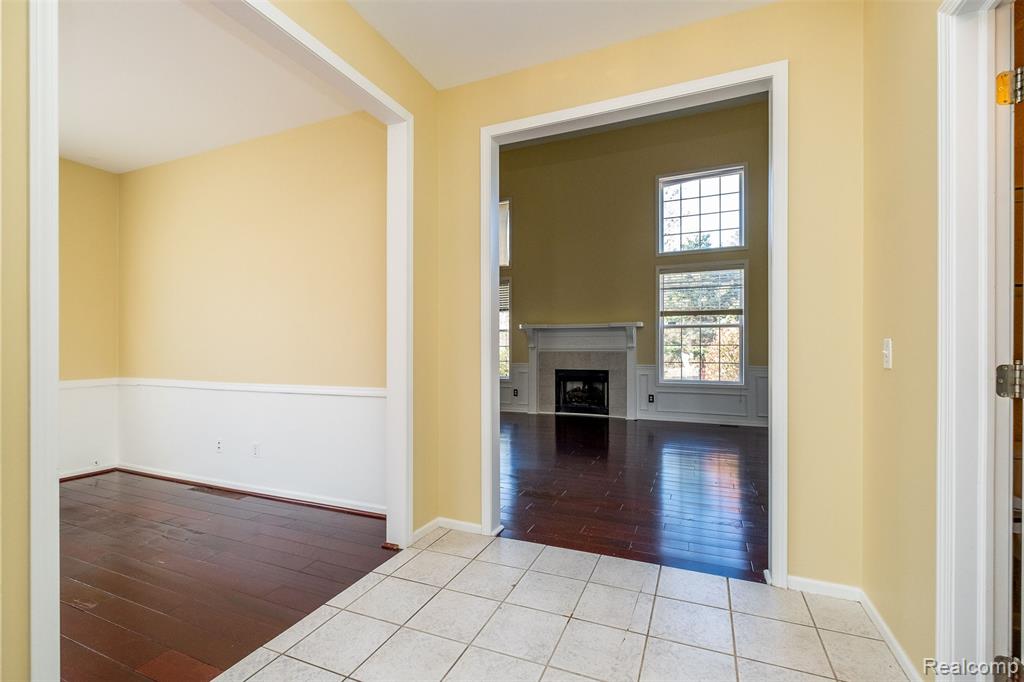 466 Ivy Lane, Troy, MI 48098 — Photo 13