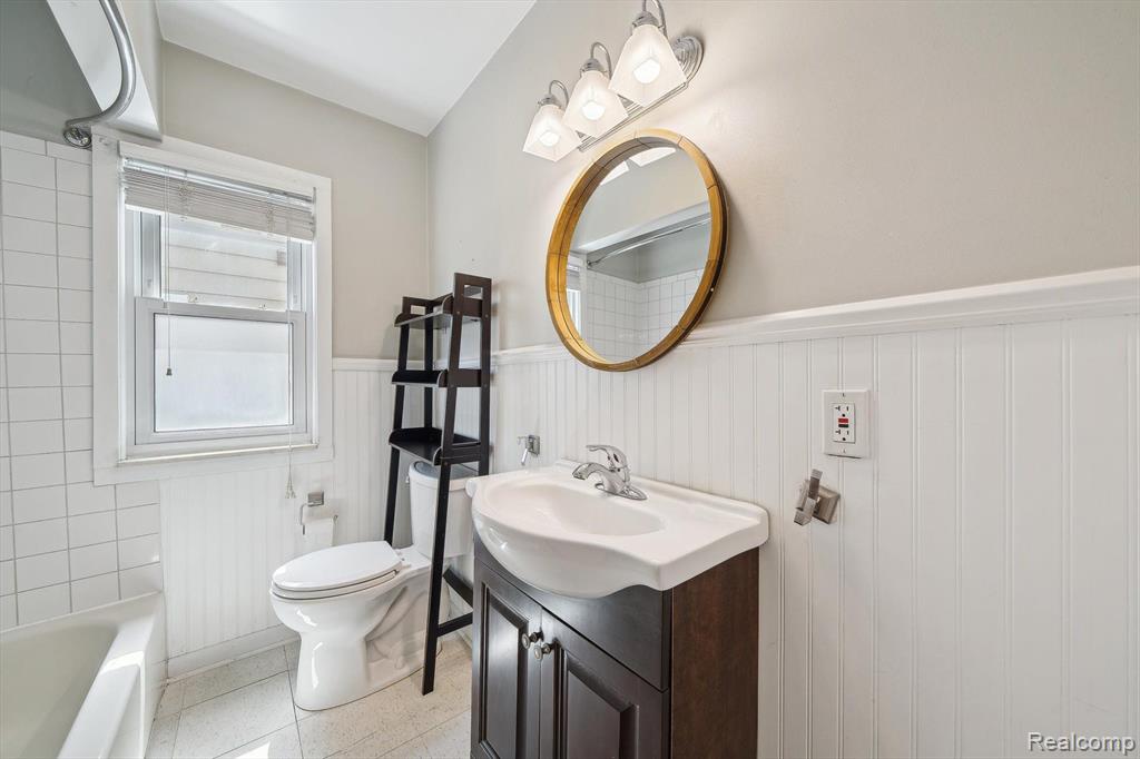 601 S Kenwood Avenue, Royal Oak, MI 48067 — Photo 16
