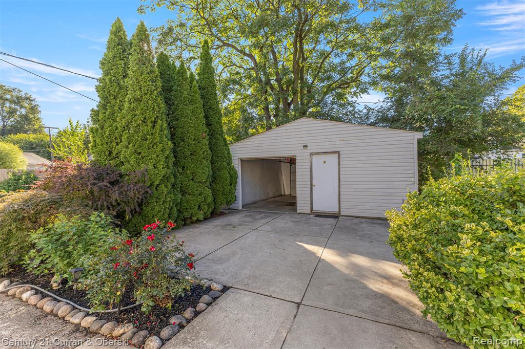 8239 Lafayette Boulevard, Detroit, MI 48209 — Photo 21