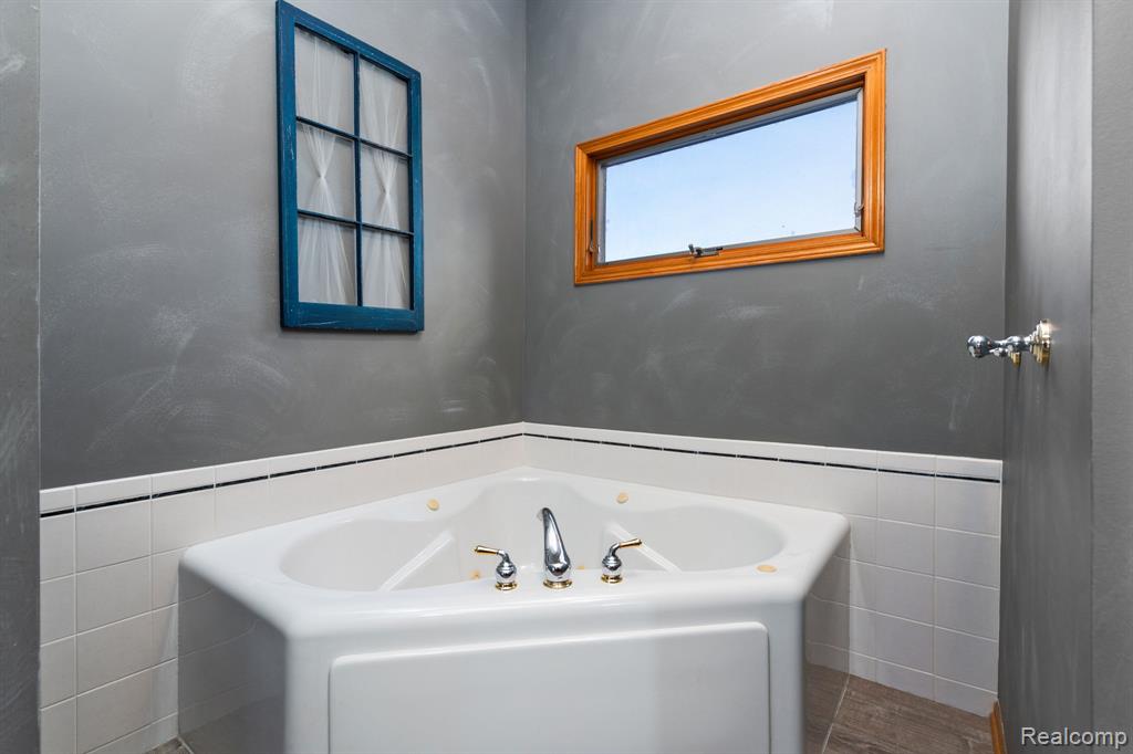 7473 N Gregory Road, Fowlerville, MI 48836 — Photo 18