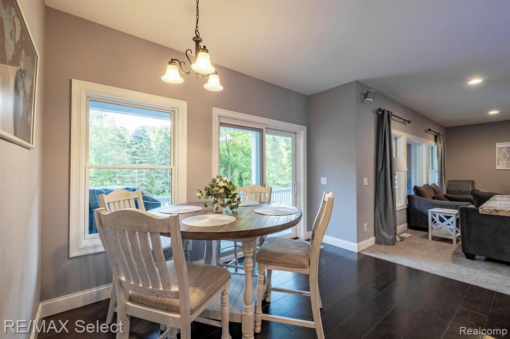 9388 MCMULLEN Circle, Fenton, MI 48430 — Photo 12