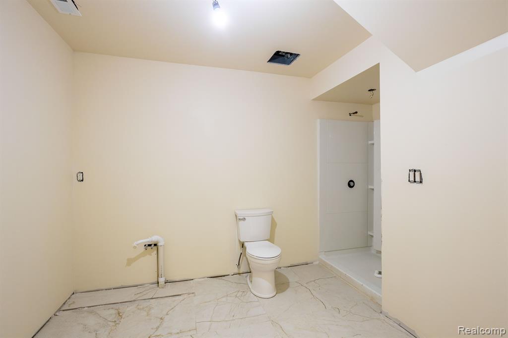 4421 PINEHURST Drive, West Bloomfield, MI — Photo 52