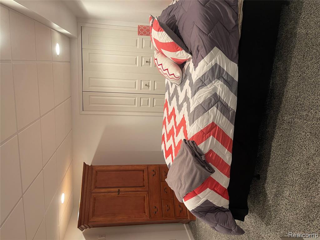 26530 Higgins Way, Brownstown, MI 48134 — Photo 29