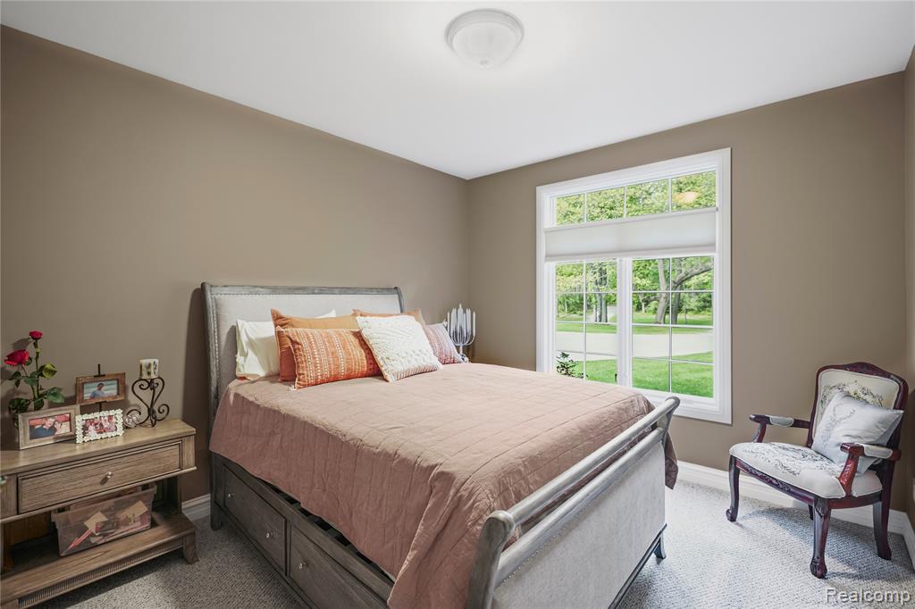 3074 POND Road, Leonard, MI 48367 — Photo 38