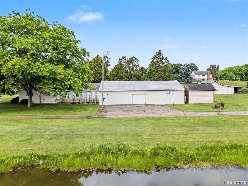 8751 Bath Road, Byron, MI 48418 — Photo 30