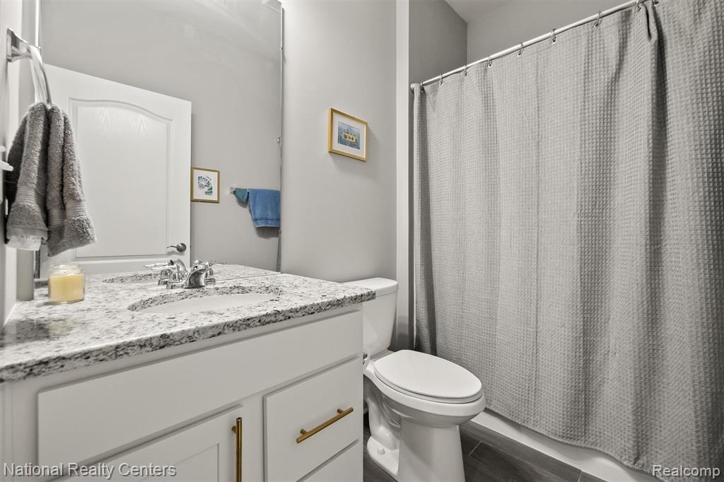 40605 Aster Court, Clinton Twp, MI 48036 — Photo 24
