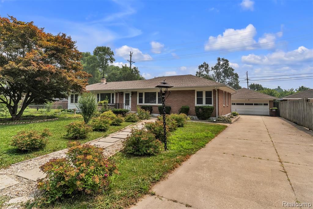 4918 Ainsley Avenue - Photo 3