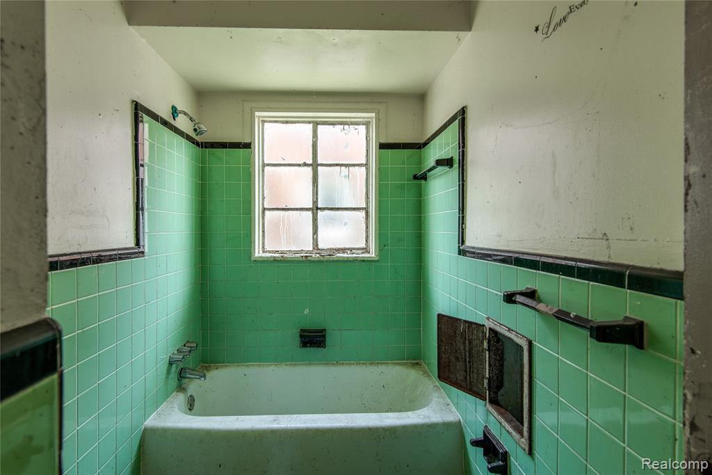 601 Alameda Street, Highland Park, MI 48203 — Photo 12