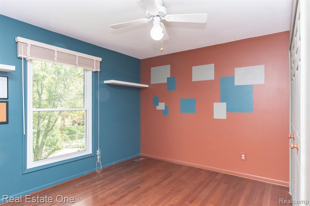5201 CROWFOOT Drive, Troy, MI 48085 — Photo 40