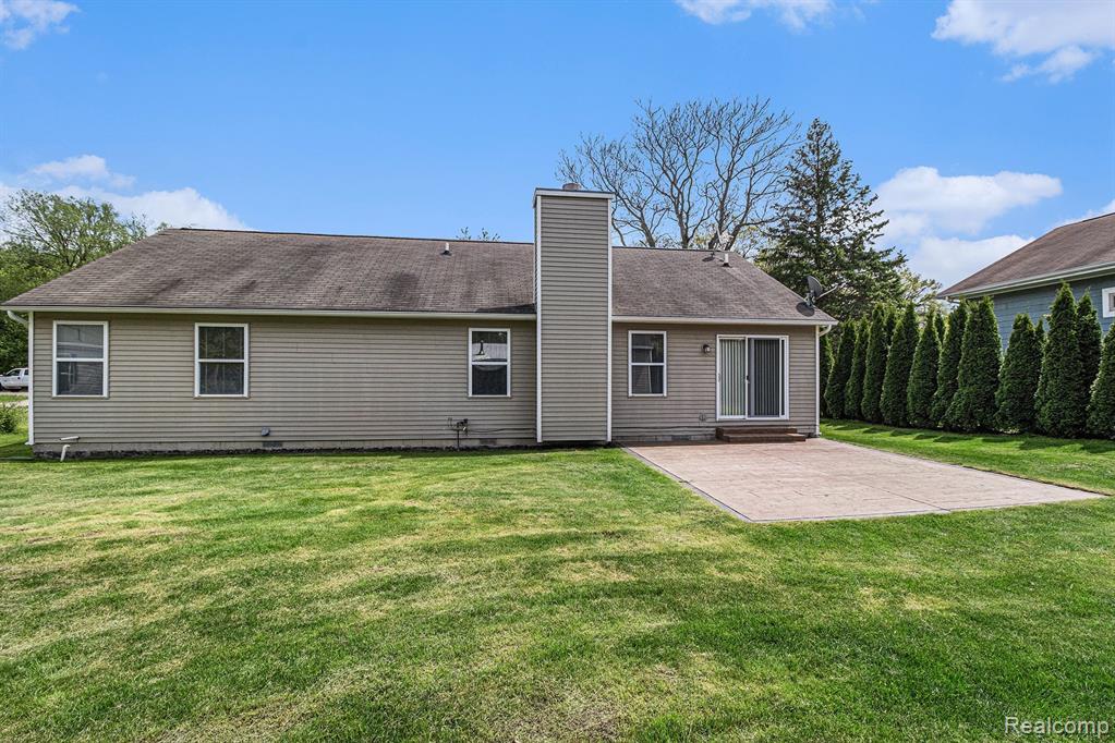 45 N HOSPITAL Road, Waterford, MI 48327 — Photo 21