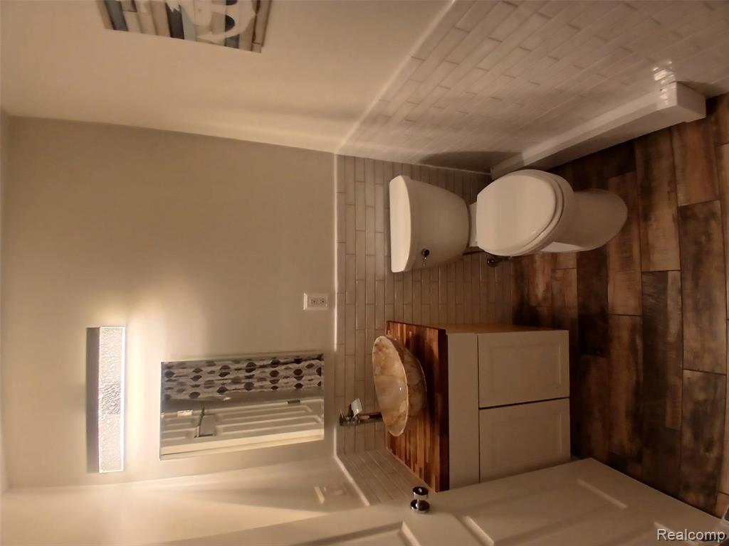 7886 Inglewood Drive, Algonac, MI 48001 — Photo 23