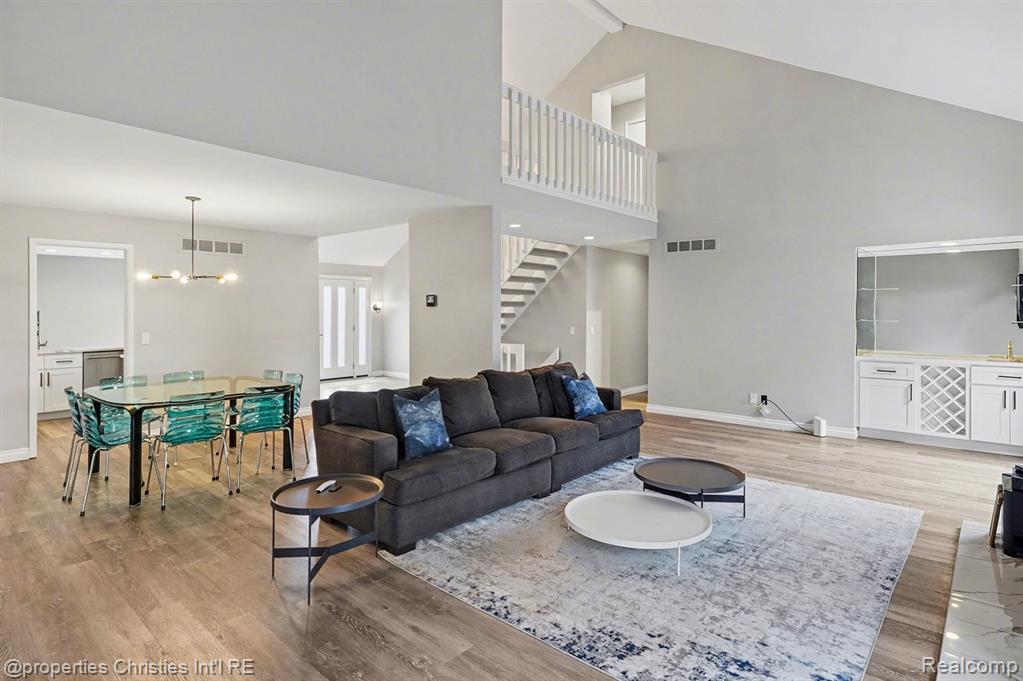 5143 Woodlands Drive, Bloomfield Hills, MI 48302 — Photo 8