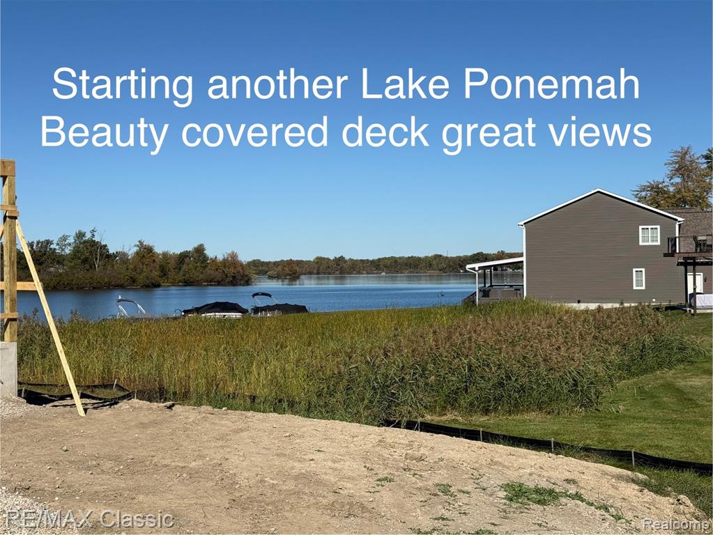 3482 Ponemah Drive, Fenton, MI 48430 — Photo 9