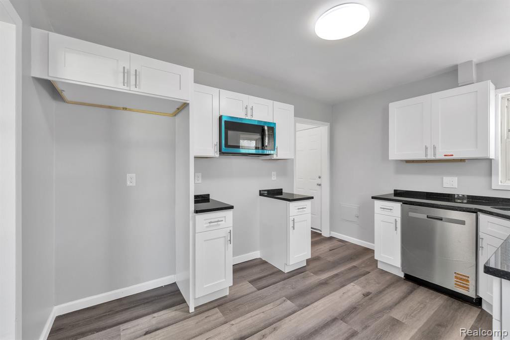 28999 Beechnut Street, Inkster, MI 48141 — Photo 14