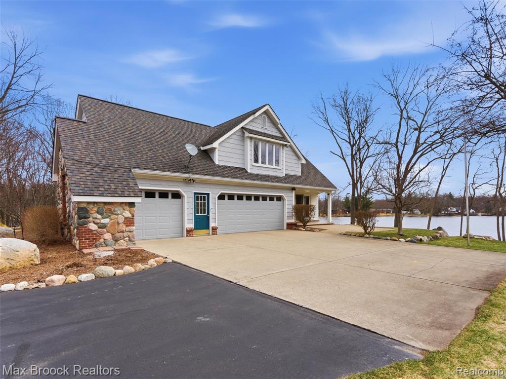 4009 Dabish Drive, Lake Orion, MI 48362 — Photo 7