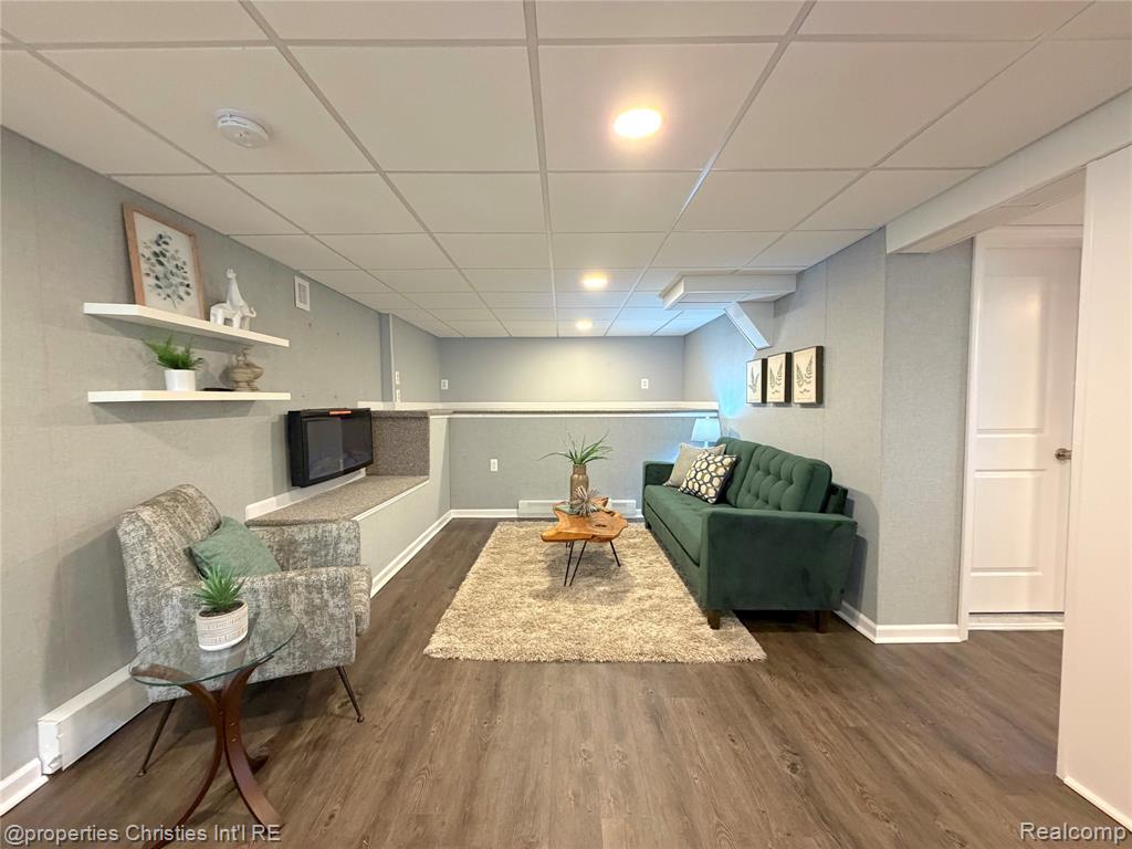 546 Leroy Street, Fenton, MI 48220 — Photo 29