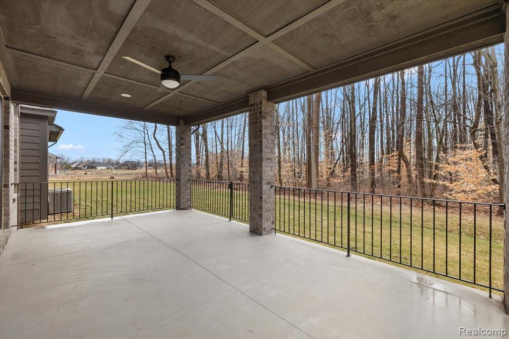 24244 Tullymore Drive, Macomb, MI 48042 — Photo 10