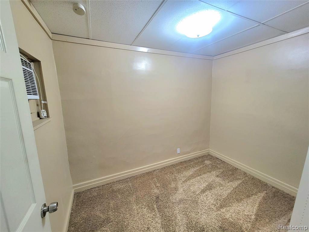 8238 Chalmers Avenue, Warren, MI 48089 — Photo 17