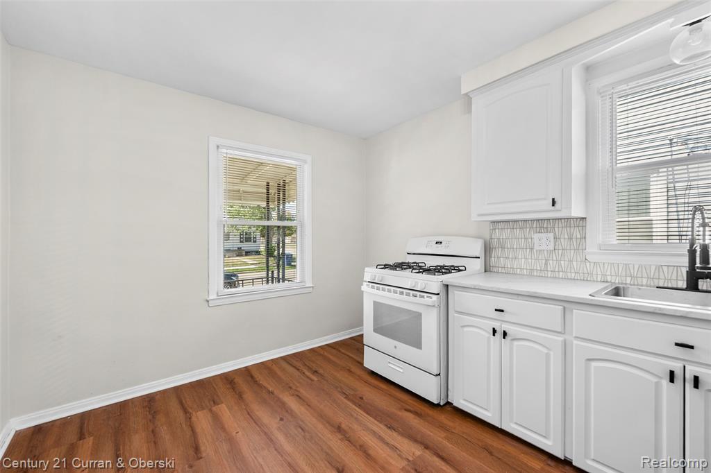 582 Mill Street, Lincoln Park, MI 48146 — Photo 6