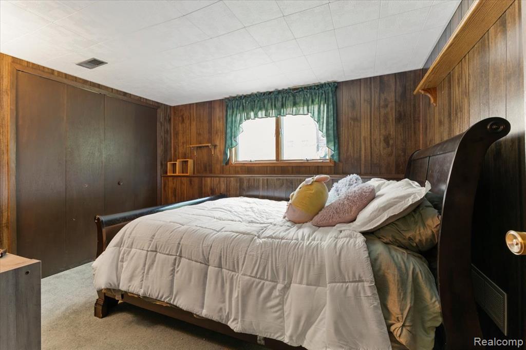 42109 Hartford Drive, Canton, MI 48187 — Photo 35