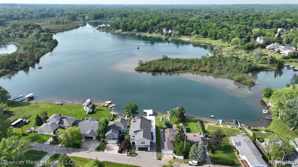 571 Dunleavy Drive, Highland, MI 48356 — Photo 40