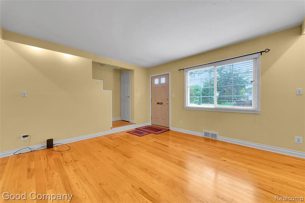 714 Graefield Court, Birmingham, MI 48009 — Photo 6