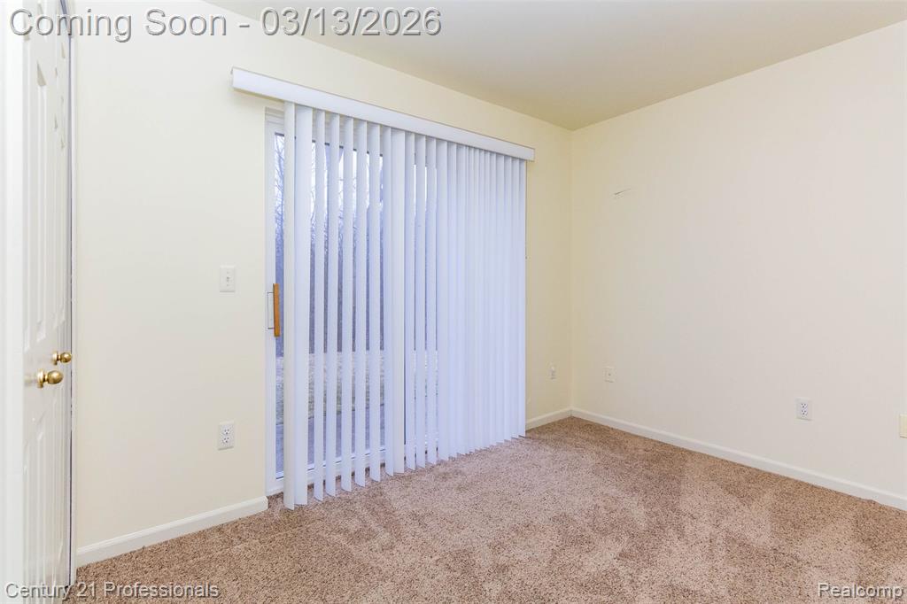 912 Sandalwood Drive, Troy, MI 48085 — Photo 33