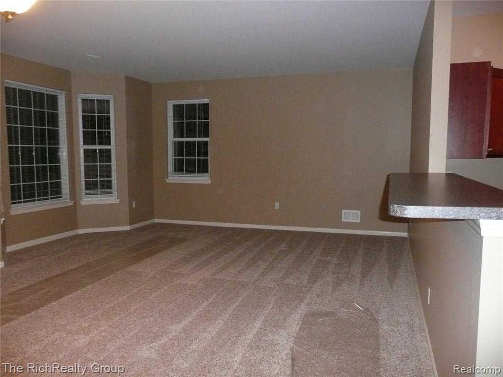 4034 Elizabeth Avenue, Canton, MI 48188 — Photo 7