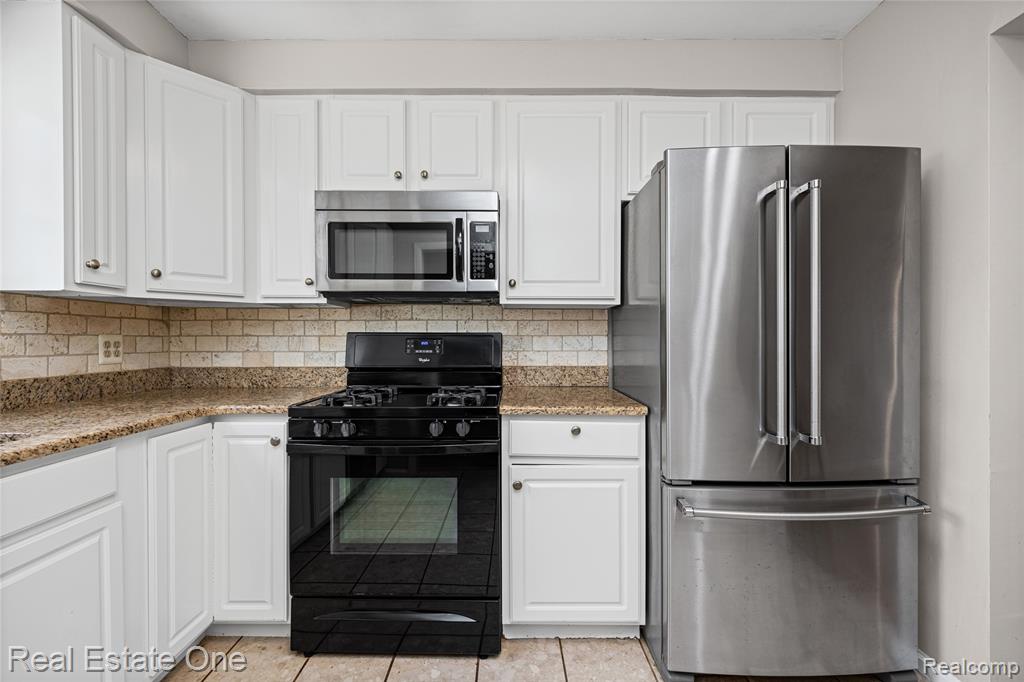 4313 Berkshire Road, Royal Oak, MI 48073 — Photo 16