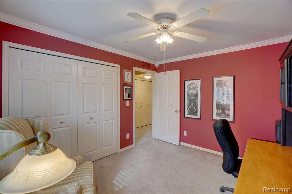 55097 WESTCHESTER Drive, Shelby Twp, MI 48316 — Photo 18