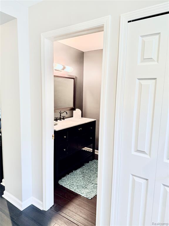 7288 Simsbury Dr. Drive, 24, West Bloomfield, MI — Photo 15