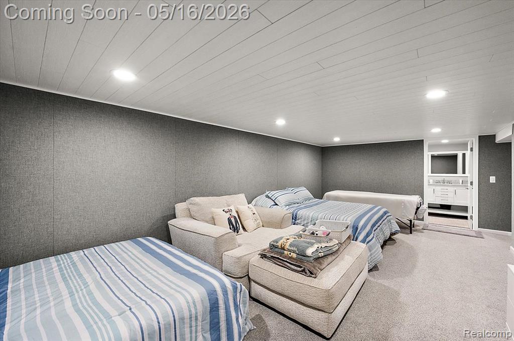 16933 Lauderdale Avenue, Beverly Hills, MI 48025 — Photo 33