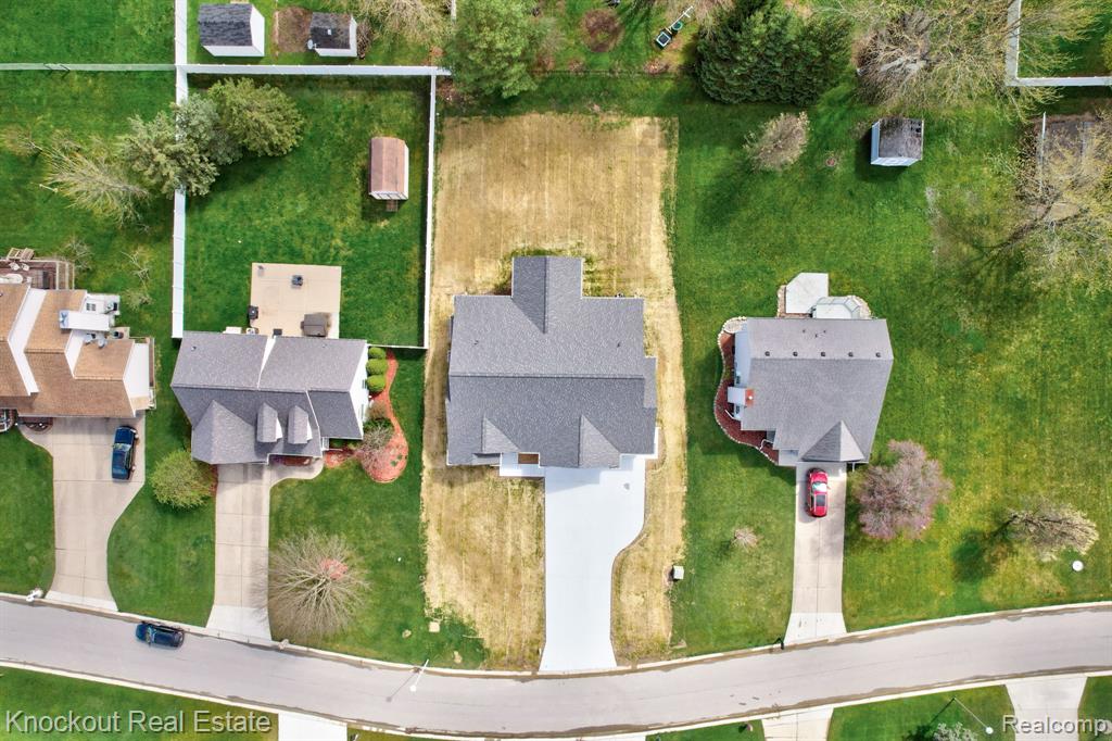 12095 Country Run Drive, Birch Run, MI 48415 — Photo 59