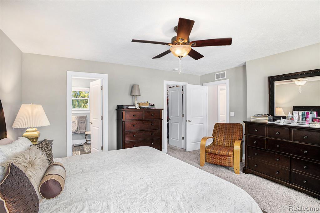 8544 Jacaranda Drive, Dimondale, MI 48821 — Photo 13