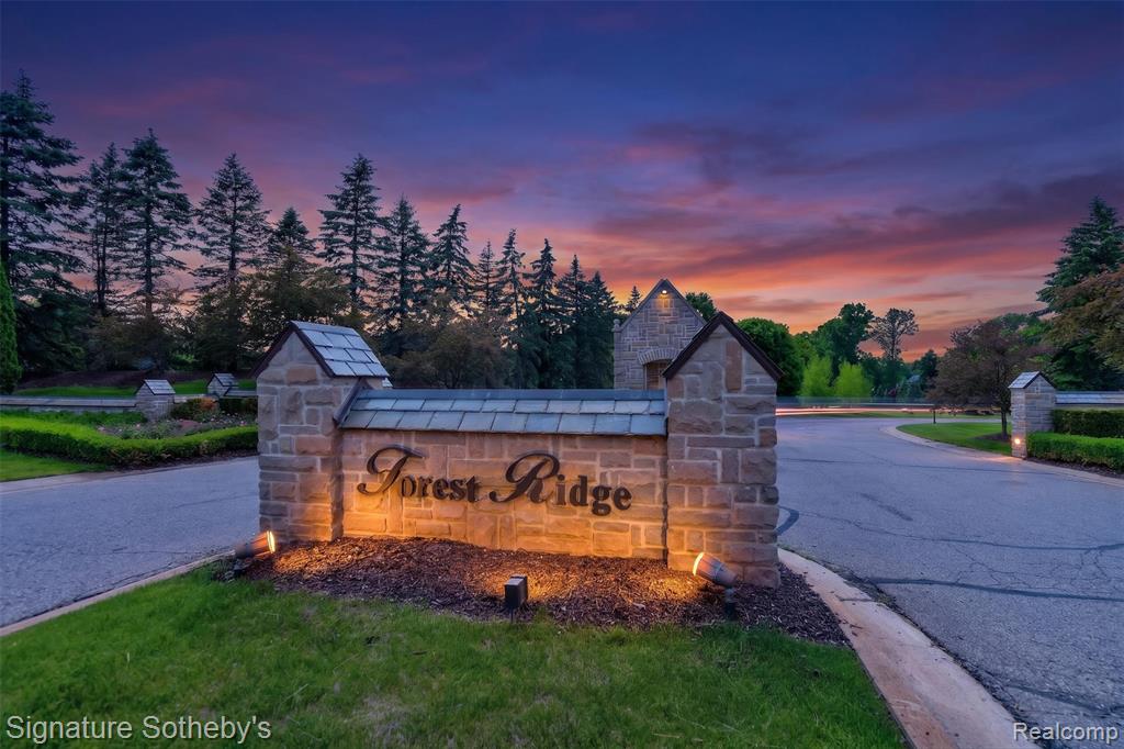 900 Hill Hollow Lane, Milford, MI 48381 — Photo 44