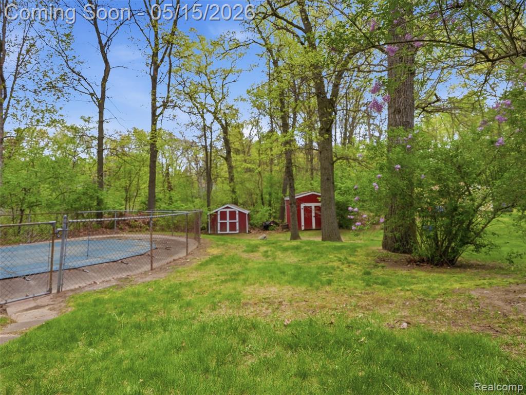 8645 Fieldcrest Drive, Brighton, MI 48116 — Photo 38