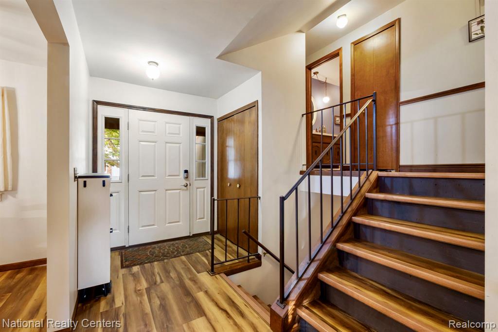 5785 Patterson Drive, Troy, MI 48085 — Photo 9