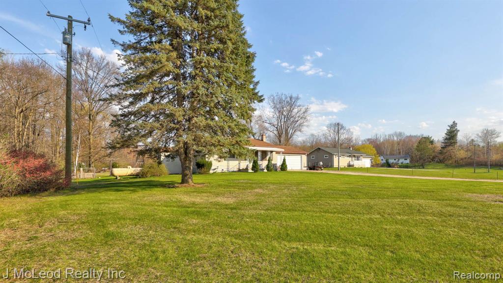 9975 TUSCOLA Road, Clio, MI 48420 — Photo 54