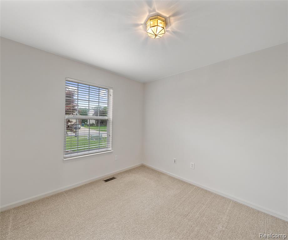 5864 Willow Ridge Drive, Ypsilanti, MI 48197 — Photo 14