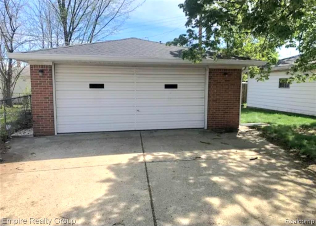 6556 Drexel Street, Dearborn Heights, MI 48127 — Photo 22