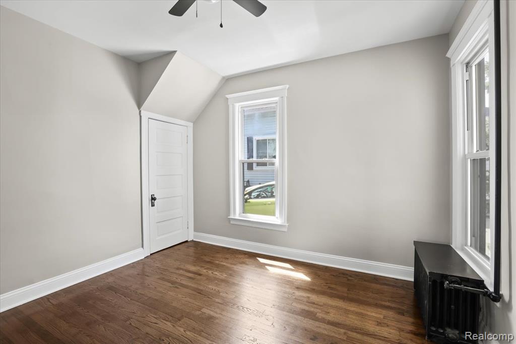 1105 Oak Street, Wyandotte, MI 48192 — Photo 15