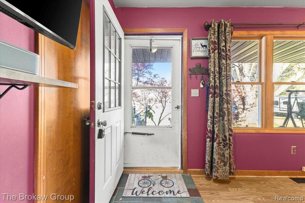 10490 Green Road, Goodrich Vlg, MI — Photo 9