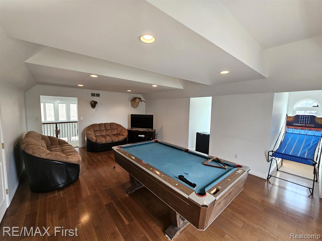 700 BYRAM LAKE Drive, Linden, MI 48451 — Photo 27