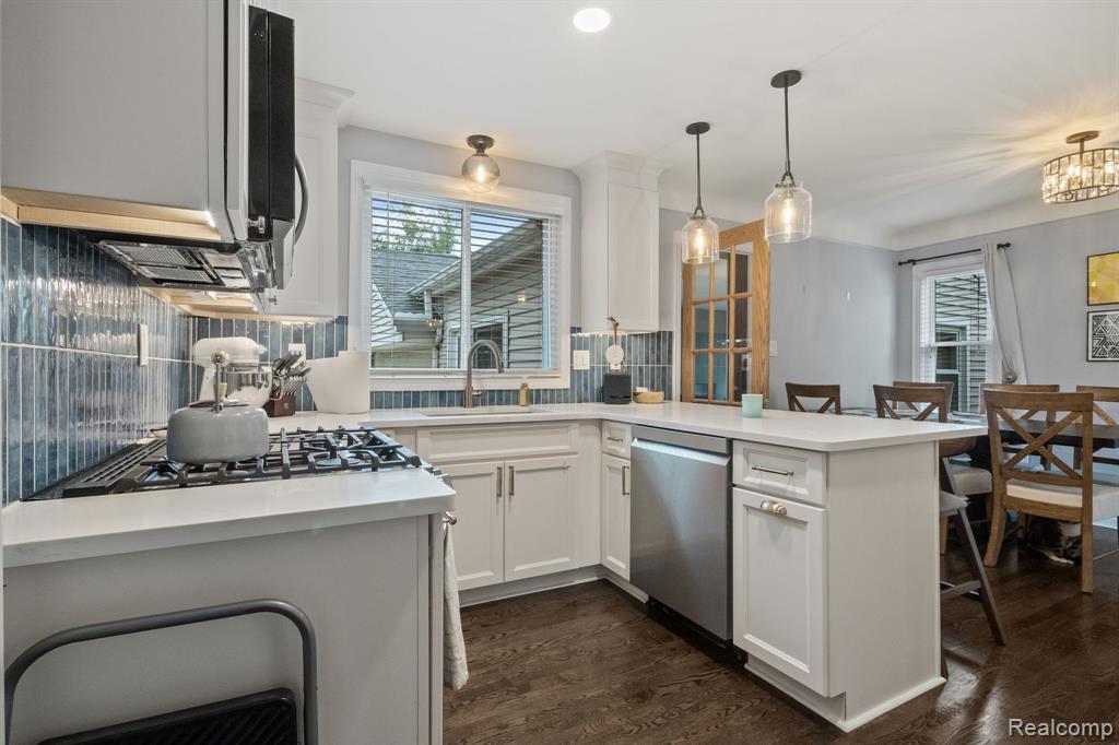 4331 ELMWOOD Avenue, Royal Oak, MI 48073 — Photo 14