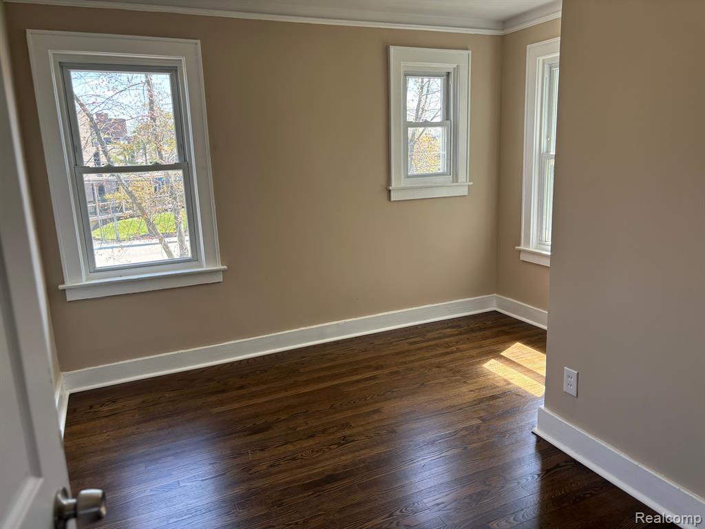 20817 MENDOTA Avenue, Ferndale, MI 48220 — Photo 17