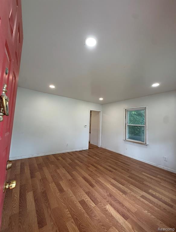 9536 Plainview Avenue, Detroit, MI 48228 — Photo 4