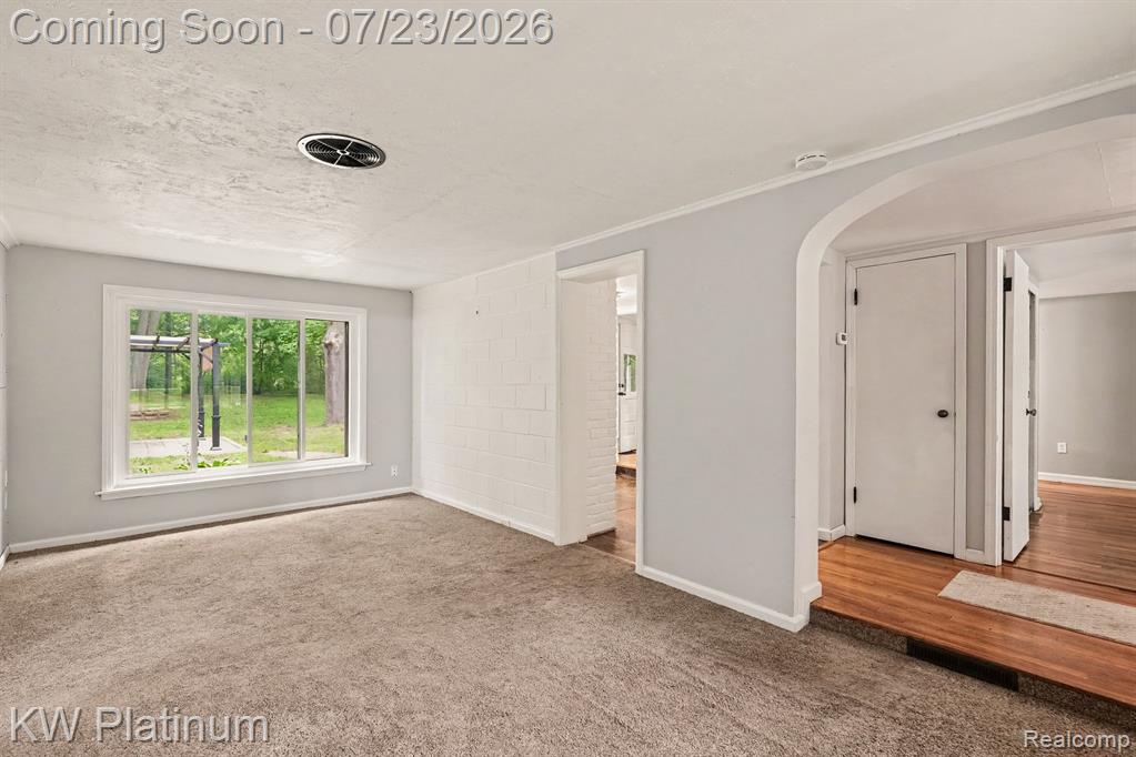 4885 Lakeshore Road, Fort Gratiot, MI 48059 — Photo 10