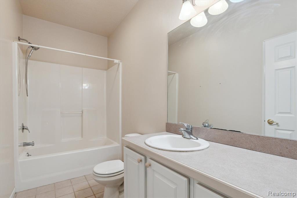 641 N FAIRGROUNDS Road, Imlay City, MI 48444 — Photo 33