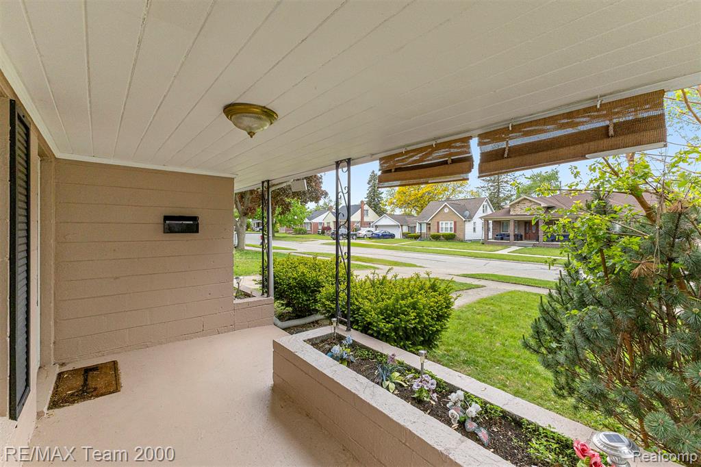 7322 Fenton Street, Dearborn Heights, MI 48127 — Photo 33