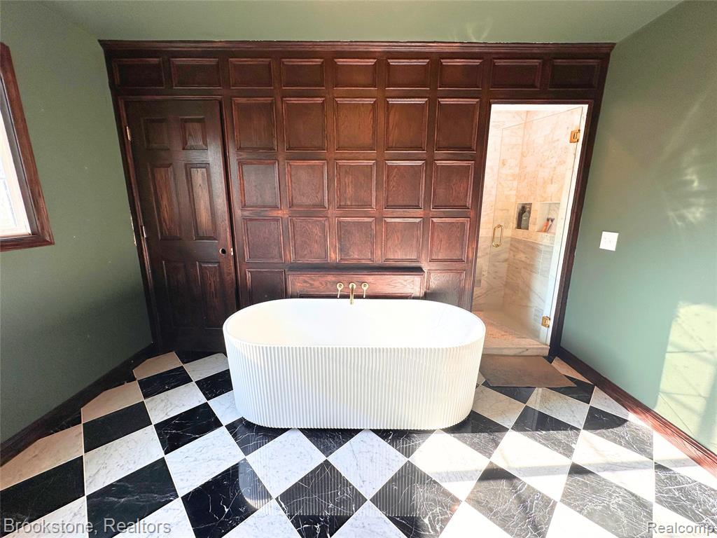 6044 Winged Foot Dr. Drive, Grand Blanc, MI 48439 — Photo 18